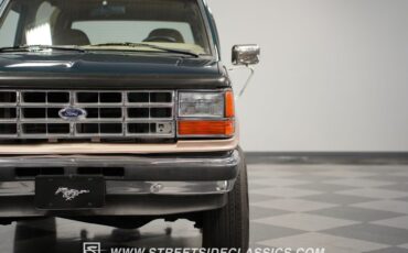 Ford-Bronco-ii-1989-Hunter-Green-light-sandle-wood-26