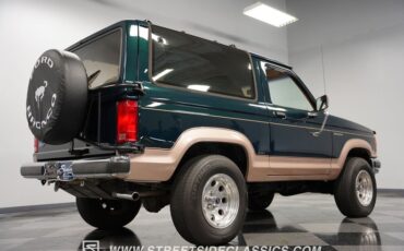 Ford-Bronco-ii-1989-Hunter-Green-light-sandle-wood-31