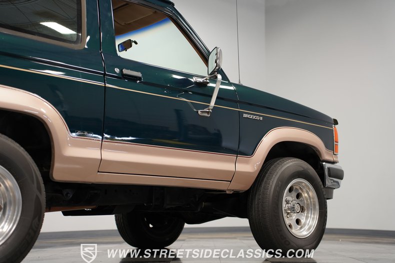 Ford-Bronco-ii-1989-Hunter-Green-light-sandle-wood-32