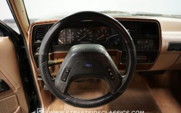 Ford-Bronco-ii-1989-Hunter-Green-light-sandle-wood-43