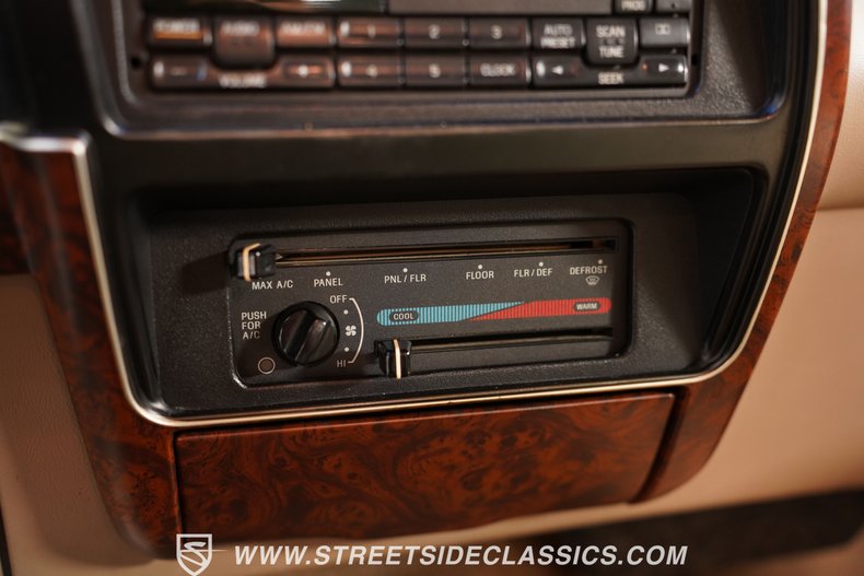 Ford-Bronco-ii-1989-Hunter-Green-light-sandle-wood-48