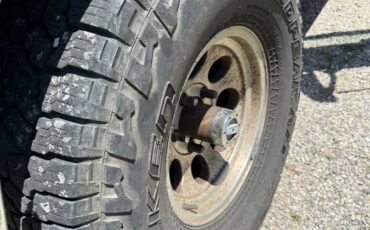 Ford-Bronco-sport-outer-banks-1990-brown-7