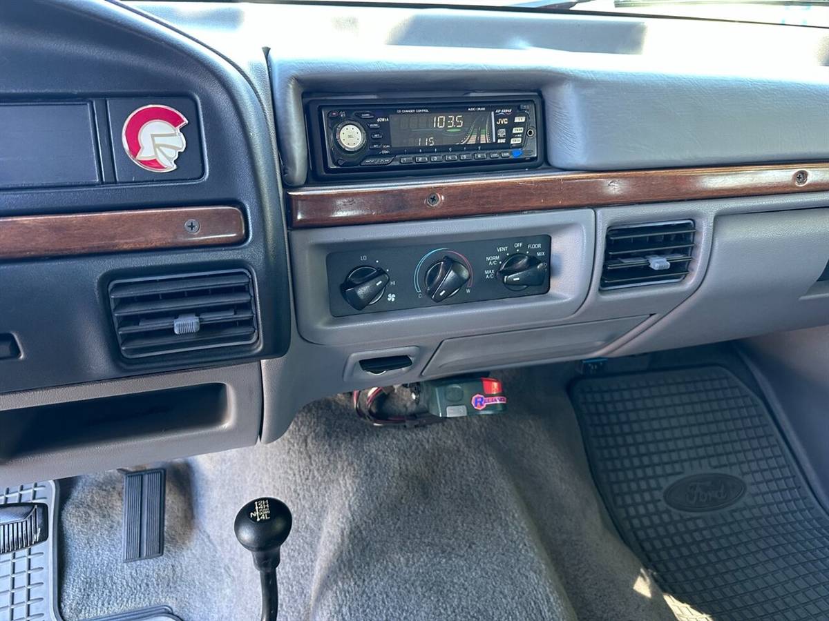 Ford-C-350-centurion-4x4-7.3l-power-stroke-turbo-diesel-1995-red-71