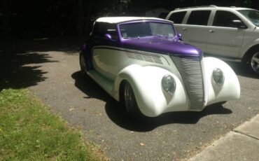 Ford-Cabriolet-1937-Custom-Custom-Leather-10