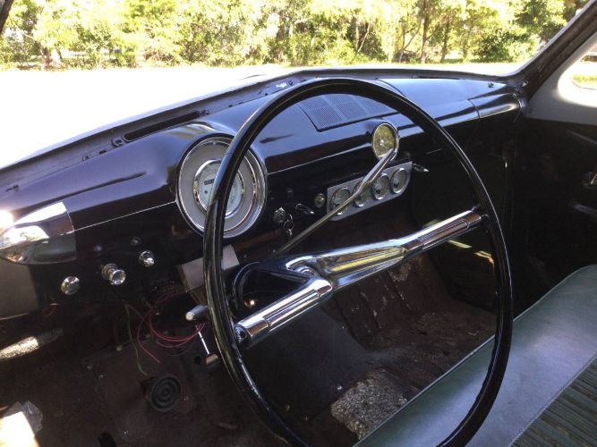 Ford-Club-1951-12