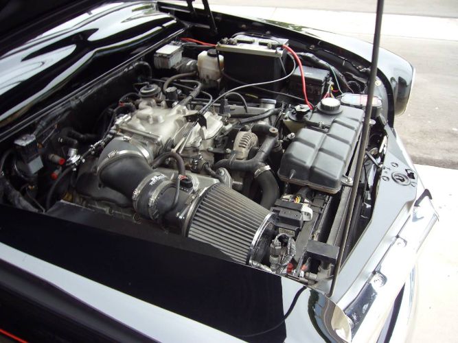 Ford-Club-1951-Black-3