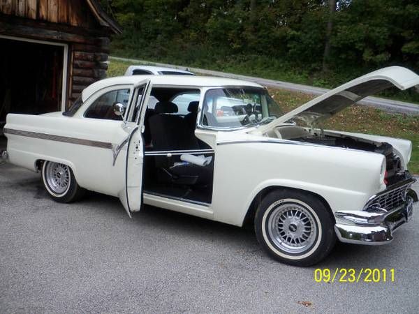 Ford-Club-1956-3