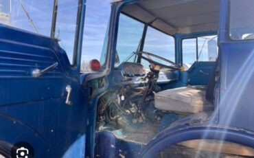 Ford-Coe-c600-1964-blue-2