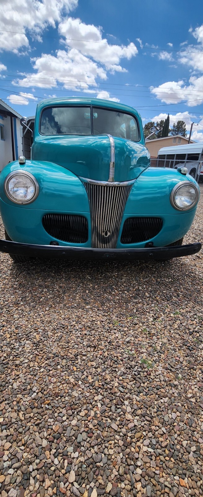 Ford-Country-Sedan-1941-Coupe-2