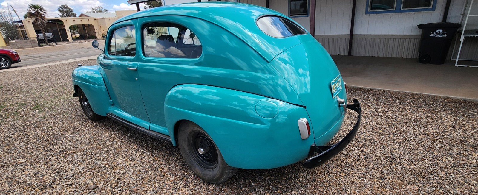 Ford-Country-Sedan-1941-Coupe-7