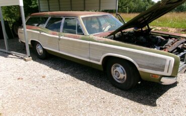 Ford-Country-Squire-1970-Wagon-1