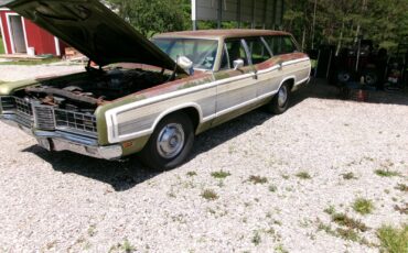 Ford-Country-Squire-1970-Wagon-2
