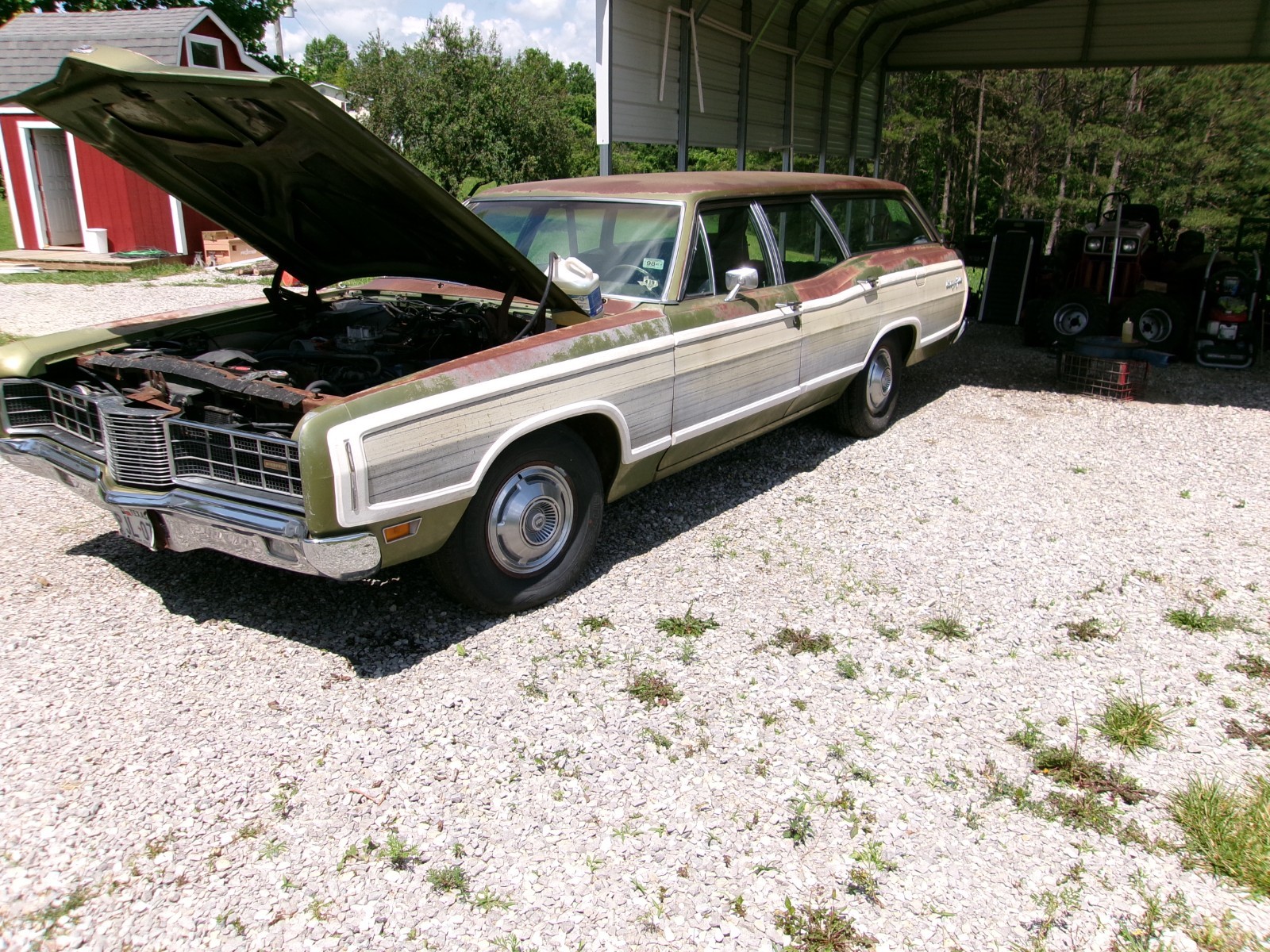 Ford-Country-Squire-1970-Wagon-2