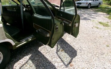 Ford-Country-Squire-1970-Wagon-7