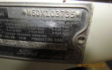 Ford-Country-sedan-1956-13