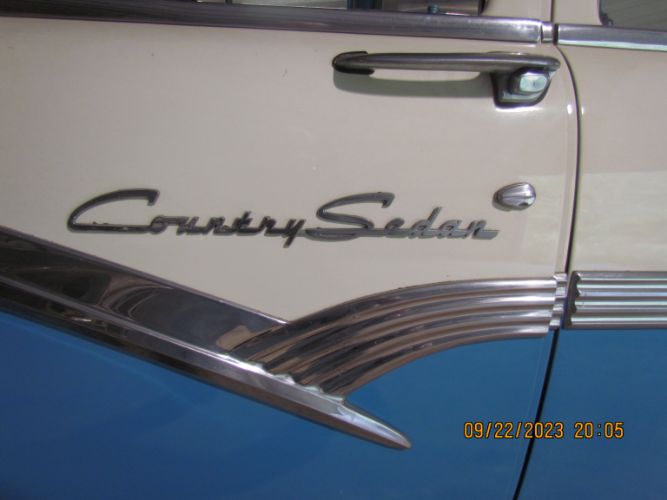 Ford-Country-sedan-1956-15