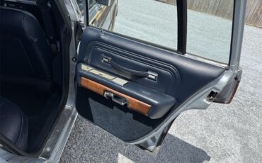 Ford-Country-squire-1990-Blue-Blue-18