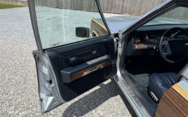 Ford-Country-squire-1990-Blue-Blue-26