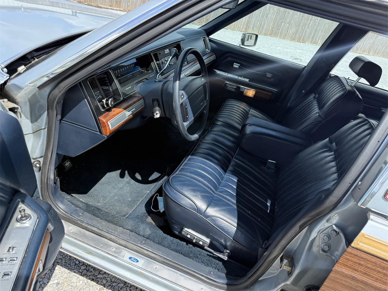 Ford-Country-squire-1990-Blue-Blue-27