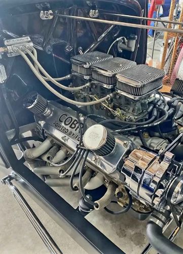 Ford-Coupe-1933-Root-Beer-Brown-13