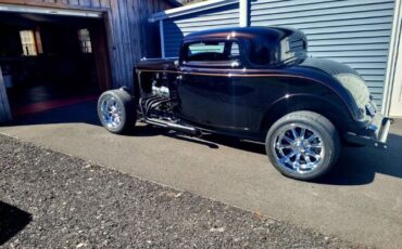 Ford-Coupe-1933-Root-Beer-Brown-2