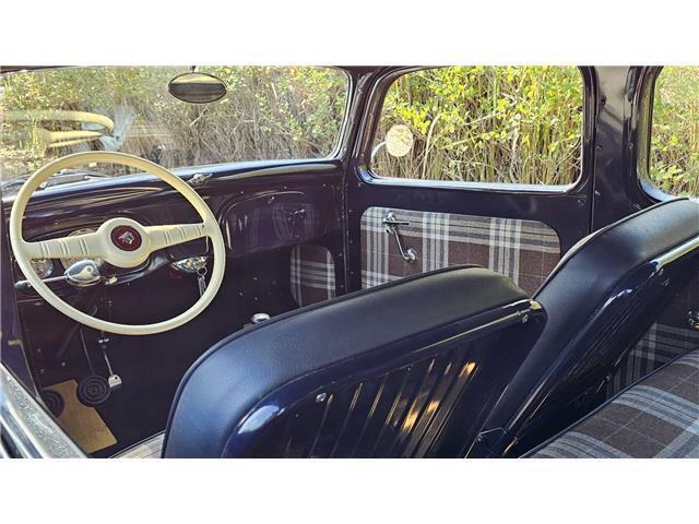 Ford-Coupe-1935-29