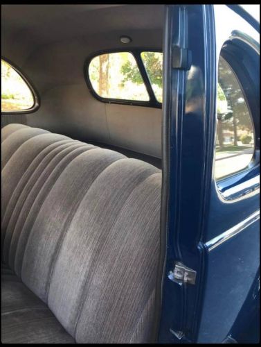 Ford-Coupe-1937-Blue-4