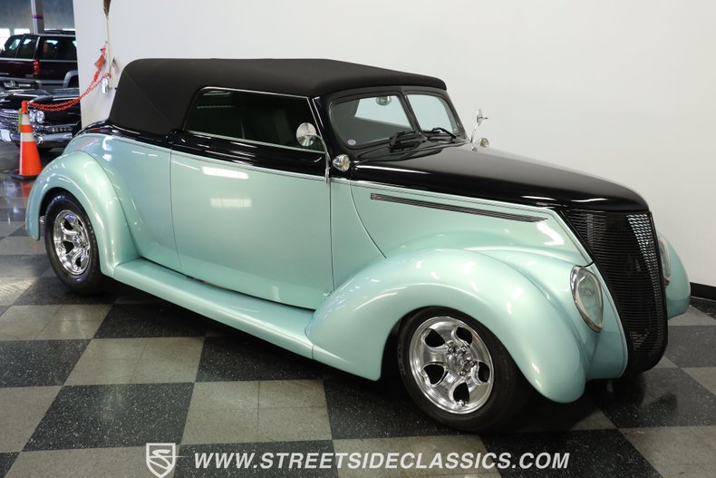 Ford-Coupe-1937-Light-Green-Metallic-Light-Green-17