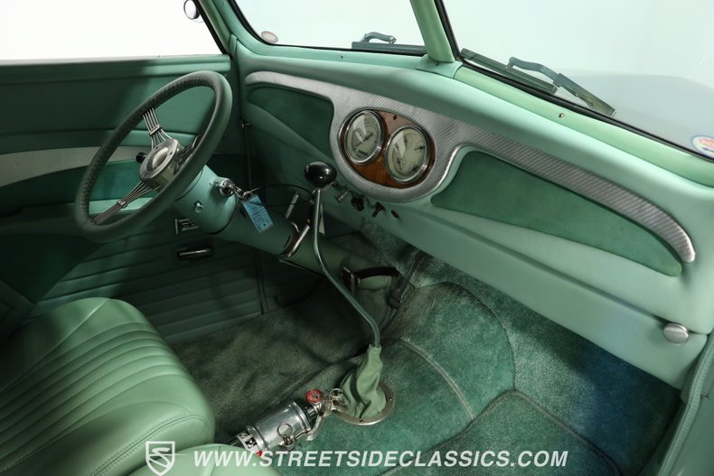 Ford-Coupe-1937-Light-Green-Metallic-Light-Green-2