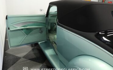 Ford-Coupe-1937-Light-Green-Metallic-Light-Green-37