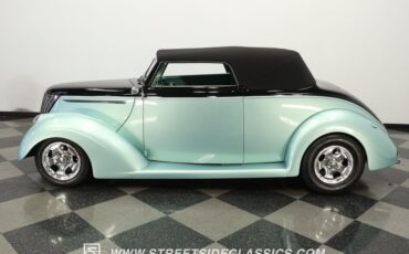 Ford-Coupe-1937-Light-Green-Metallic-Light-Green