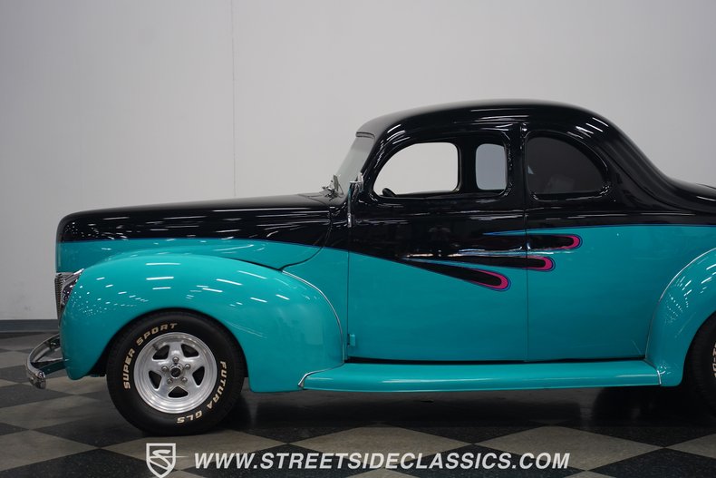 Ford-Coupe-1940-Teal-Gray-30