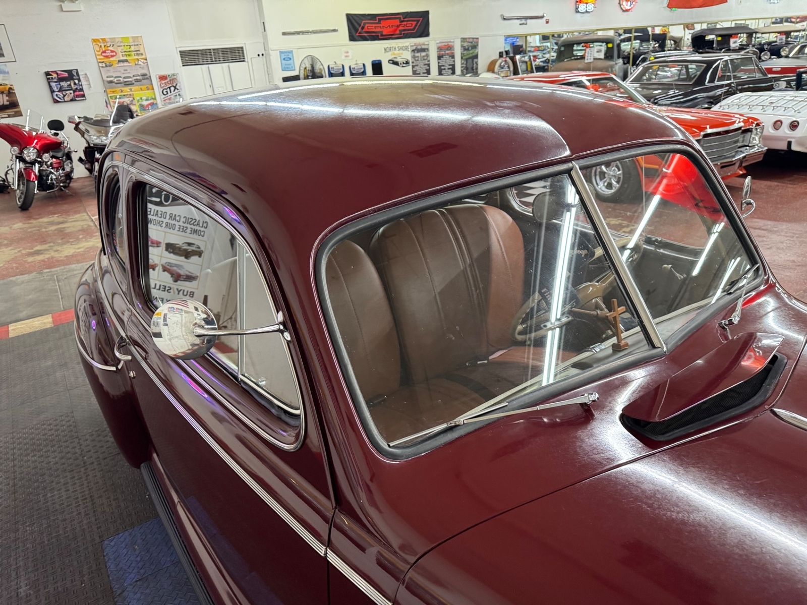 Ford-Coupe-1941-10