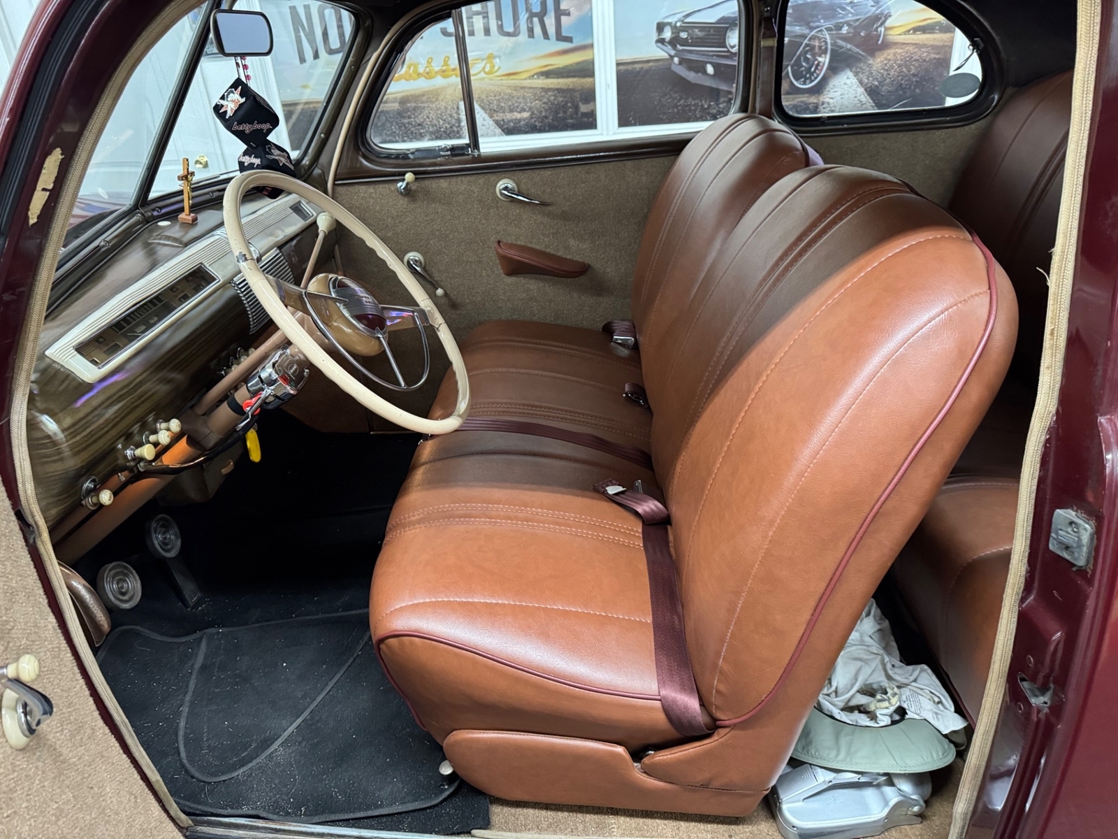 Ford-Coupe-1941-31
