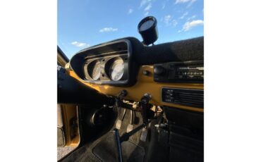 Ford-Courier-1975-Rare-Yellow-Black-11