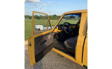 Ford-Courier-1975-Rare-Yellow-Black-46