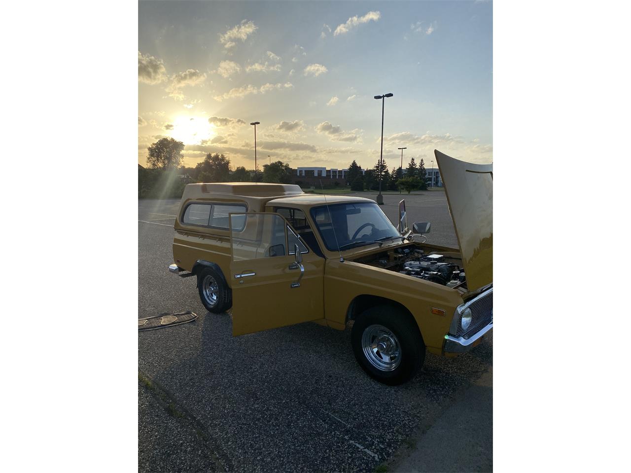 Ford-Courier-1975-Rare-Yellow-Black-54
