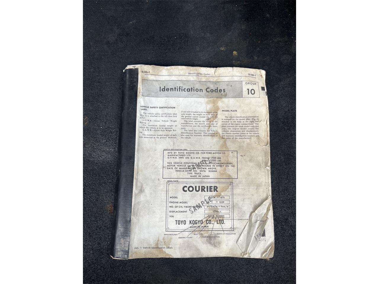 Ford-Courier-1975-Rare-Yellow-Black-64