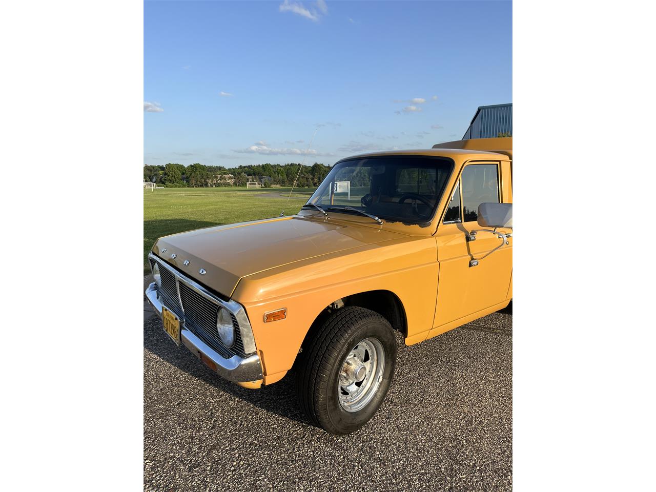 Ford-Courier-1975-Rare-Yellow-Black-65