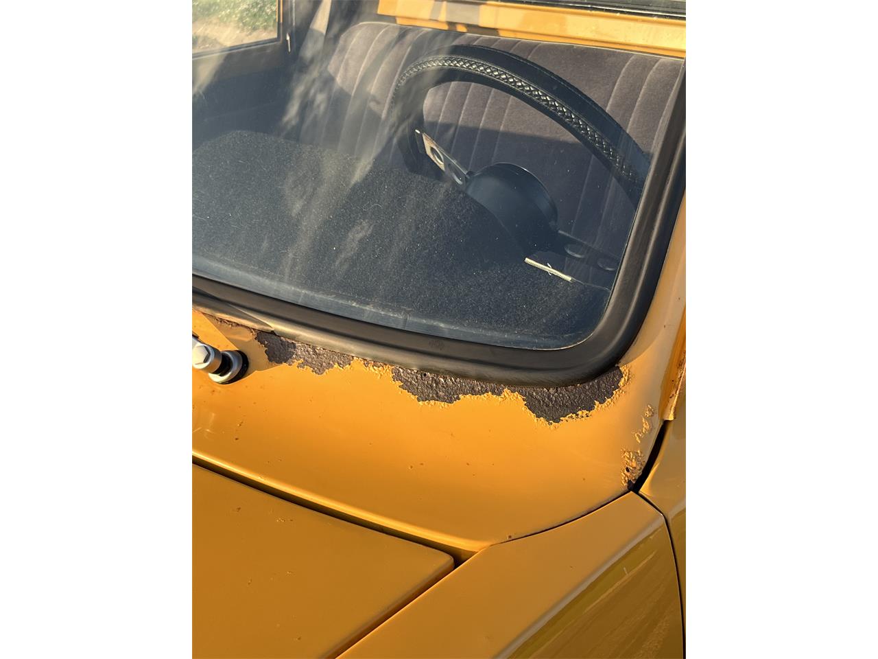Ford-Courier-1975-Rare-Yellow-Black-67