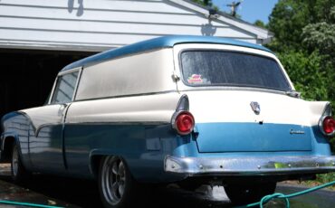 Ford-Courier-Sedan-Delivery-1955-2