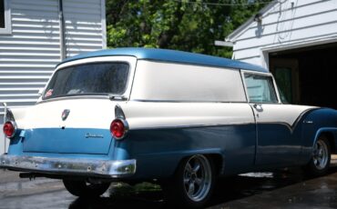 Ford-Courier-Sedan-Delivery-1955-3