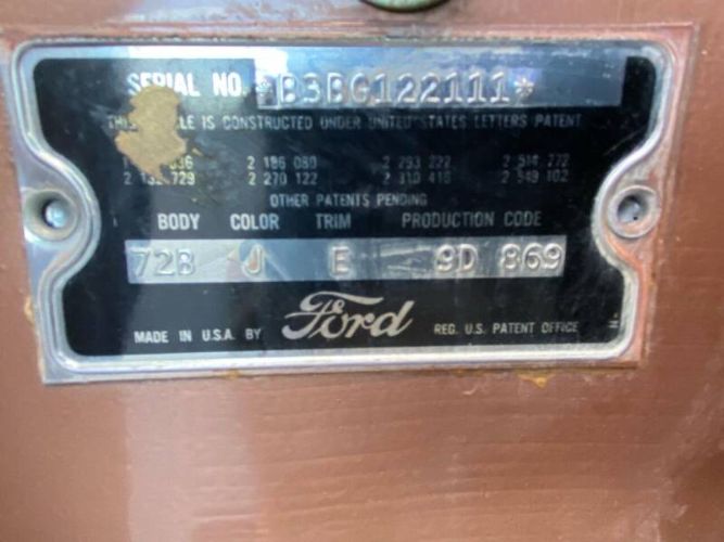 Ford-Crestline-1953-Brown-Brown-10