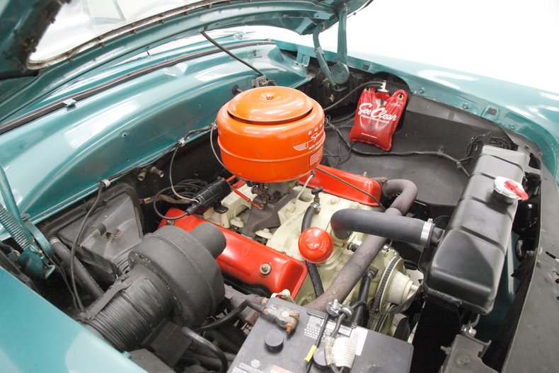 Ford-Crestline-1954-Killarney-Green-White-11