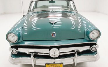Ford-Crestline-1954-Killarney-Green-White-2