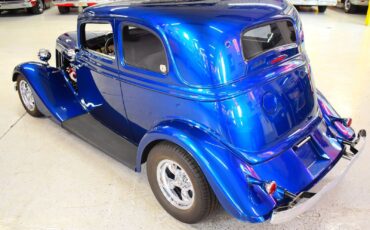 Ford-Crown-Victoria-1933-14
