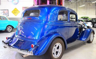 Ford-Crown-Victoria-1933-8