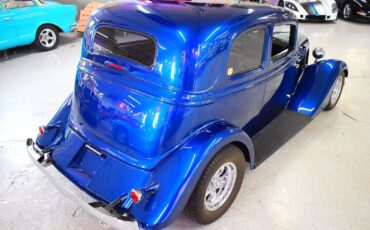 Ford-Crown-Victoria-1933-9