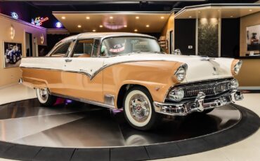 Ford-Crown-Victoria-1955-Coupe-8