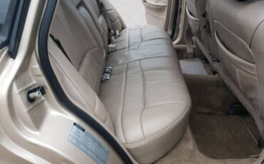 Ford-Crown-victoria-1992-13